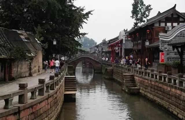 暗黑破坏神不朽镜子折射游戏画面